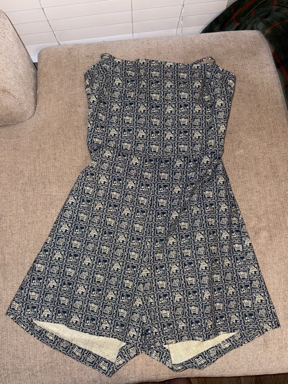 En Saison Jola Romper — Size M — NWT